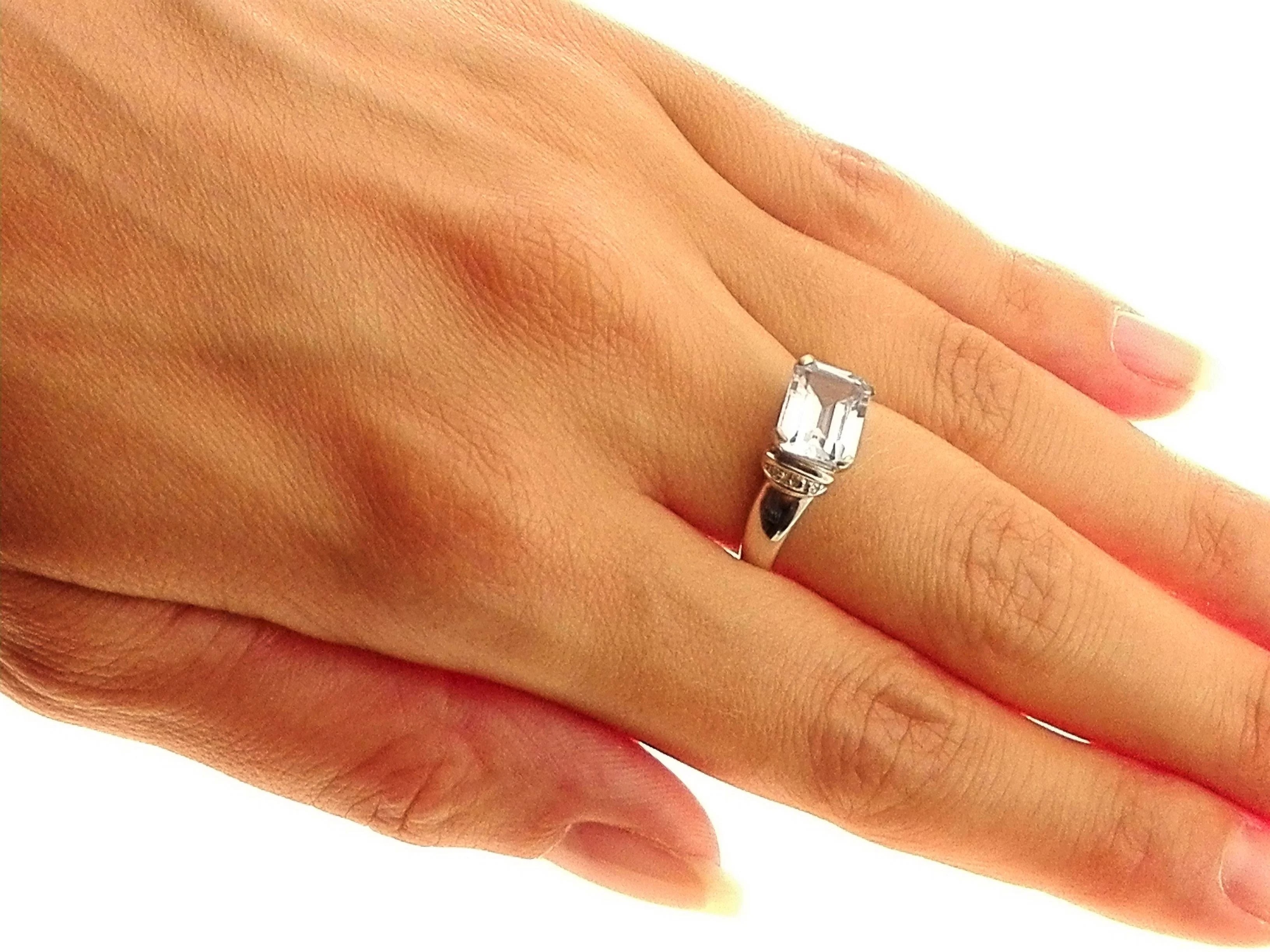 Anello Donna Oro Bianco 18 KT Carati Ct 750 Gr 3,15 Diamanti 0,06 Ct H-IF - immagine 2