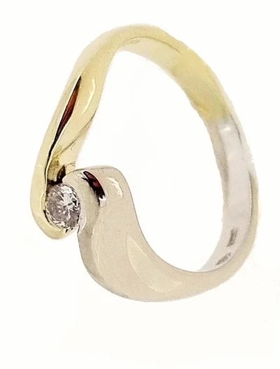 Anello Contree Donna Oro Giallo Bianco 4,75 Gr 18 Kt Carati 750 Diamanti 0,10 Ct - immagine 3