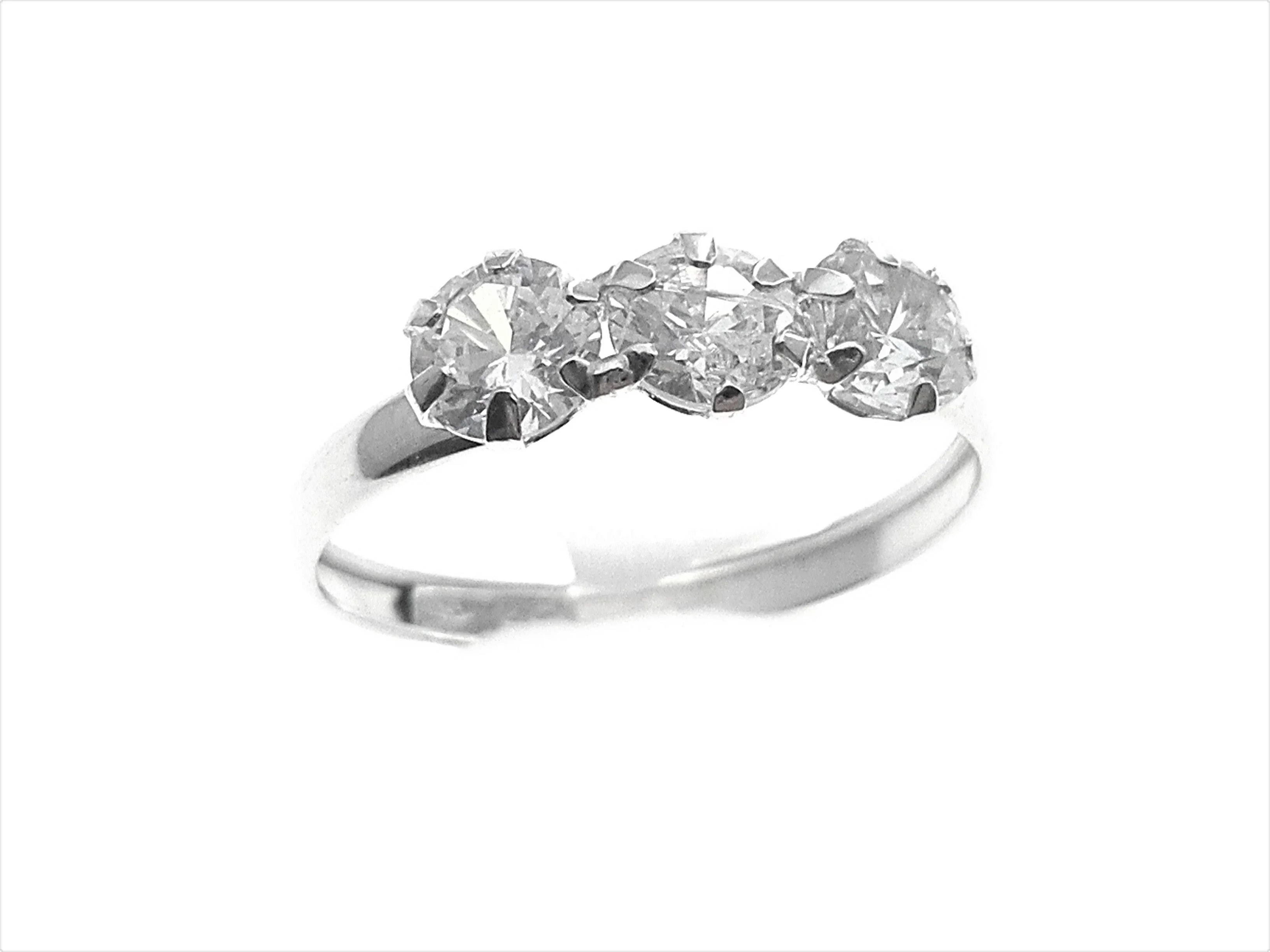 Anello Trilogy Donna Ragazza Oro Bianco 18 KT Carati Ct 750 Gr 1,45 Zirconi - immagine 3