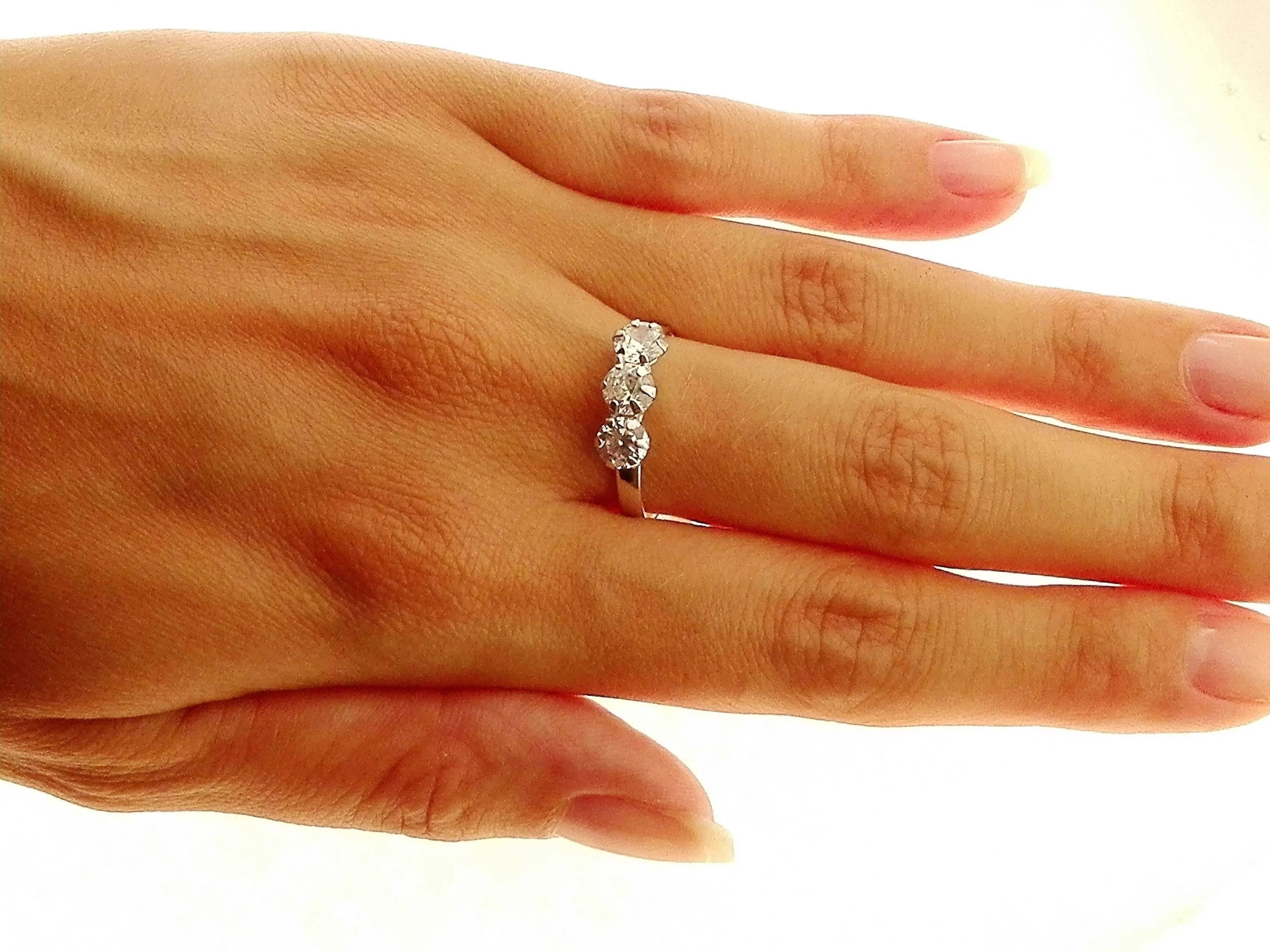 Anello Trilogy Donna Ragazza Oro Bianco 18 KT Carati Ct 750 Gr 1,45 Zirconi - immagine 2