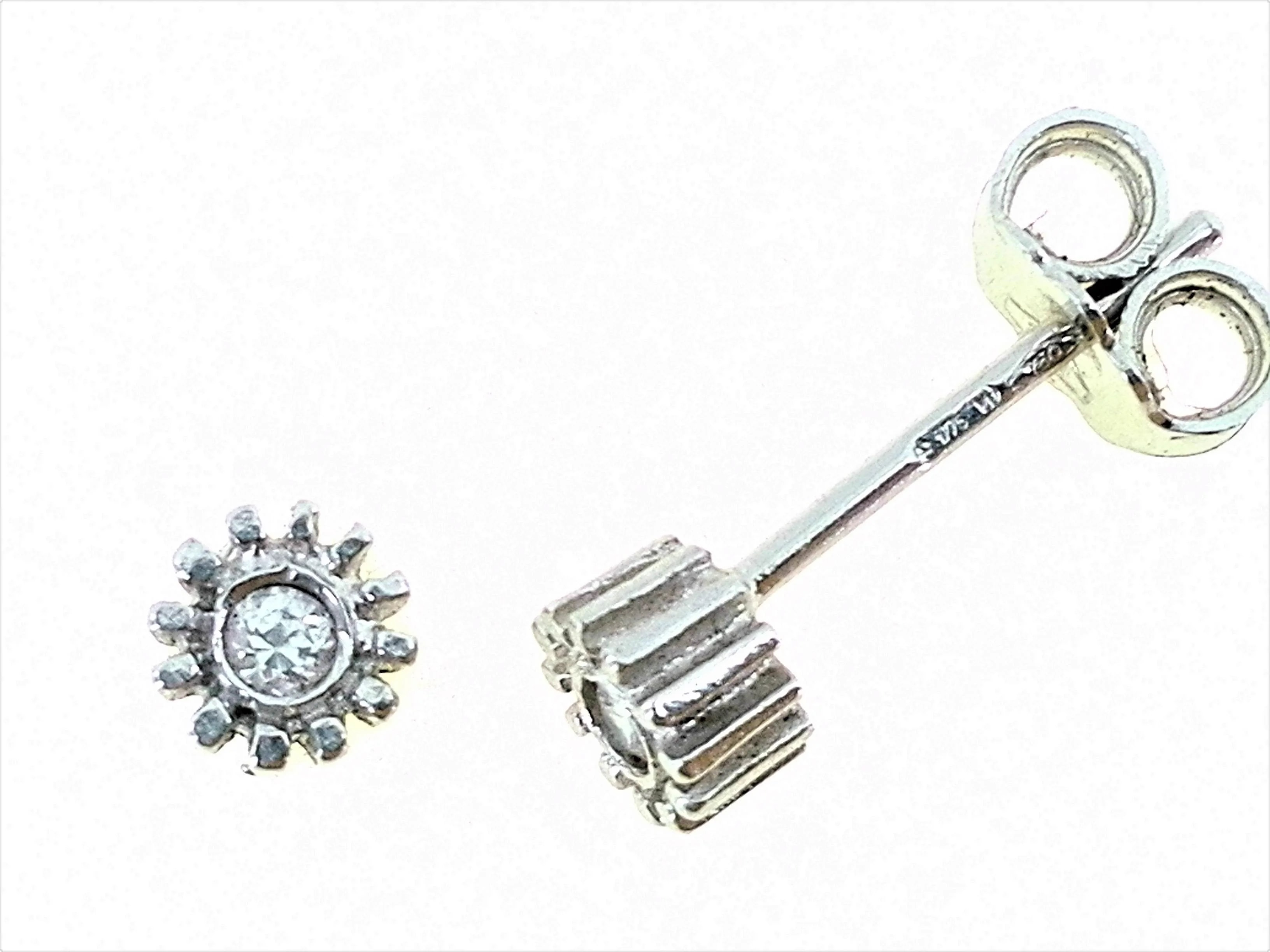 Orecchini Punto Luce Donna Oro Bianco 18 Kt Carati Ct 750 Gr 1,40 Zirconi