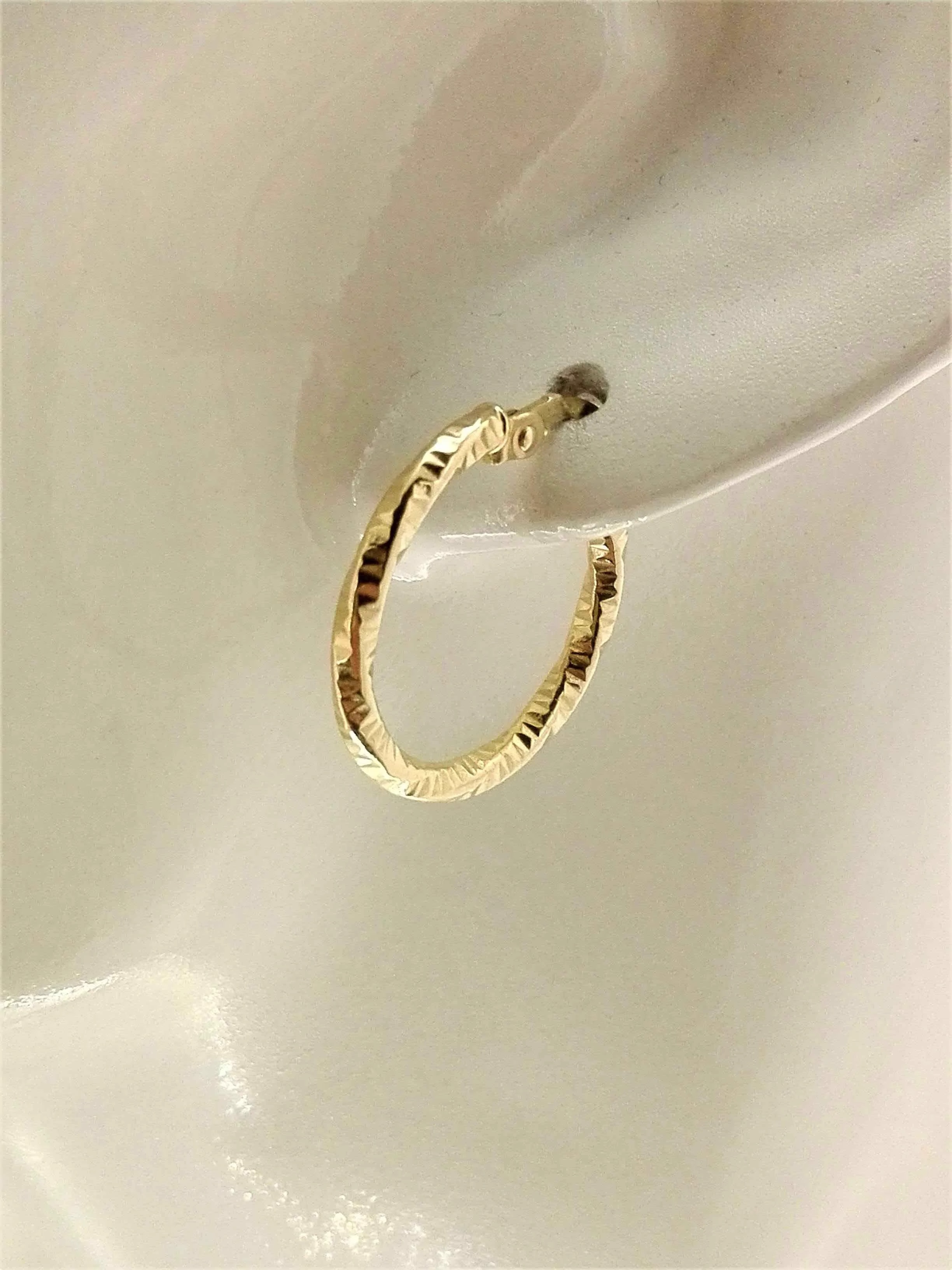 Orecchini Martellati Donna Cerchio Cerchi Oro Giallo 18 kt Carati Ct 750 1.35 Gr - immagine 2